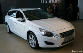 2012 Volvo V60 T4 and T5 Launched in Malaysia